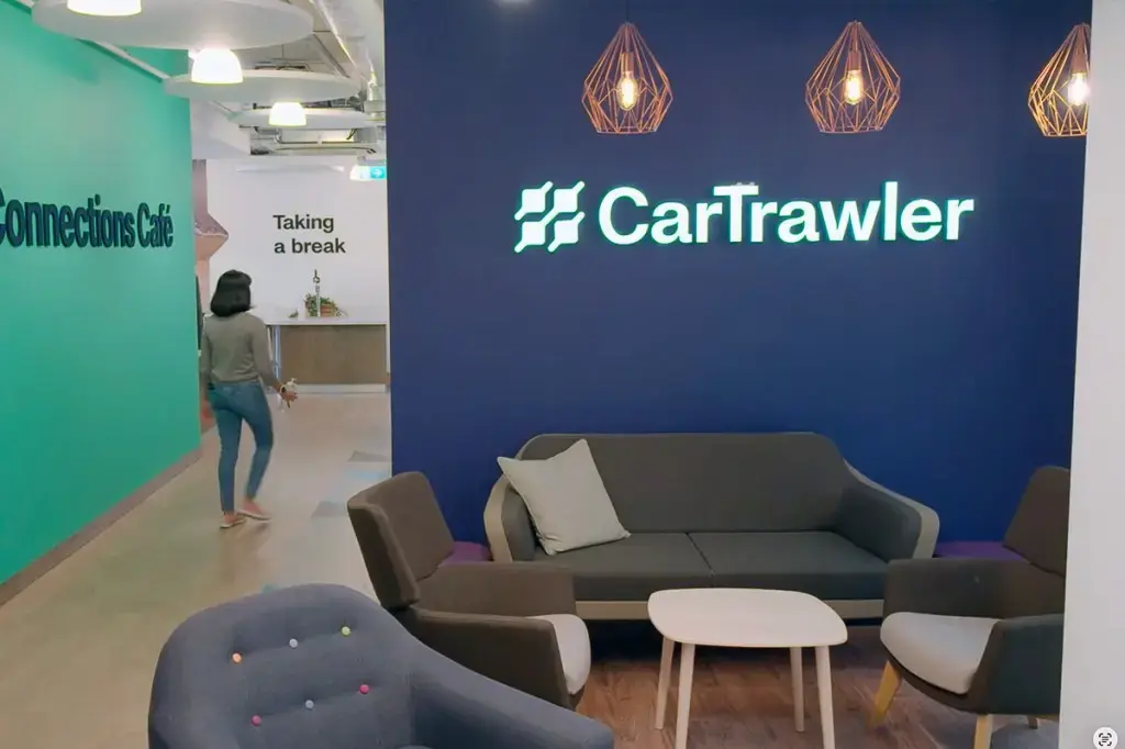 Airbnb Expands Travel Options with Car Rental Partnership