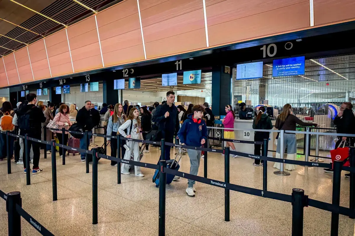 Airport Security Returns to Normal After Shutdown Ends