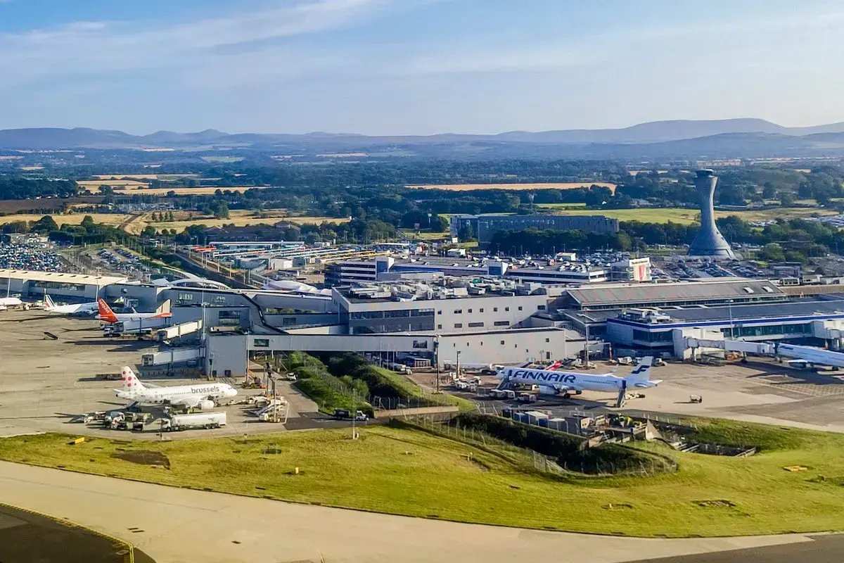Airport Staff Vote for Summer Strike