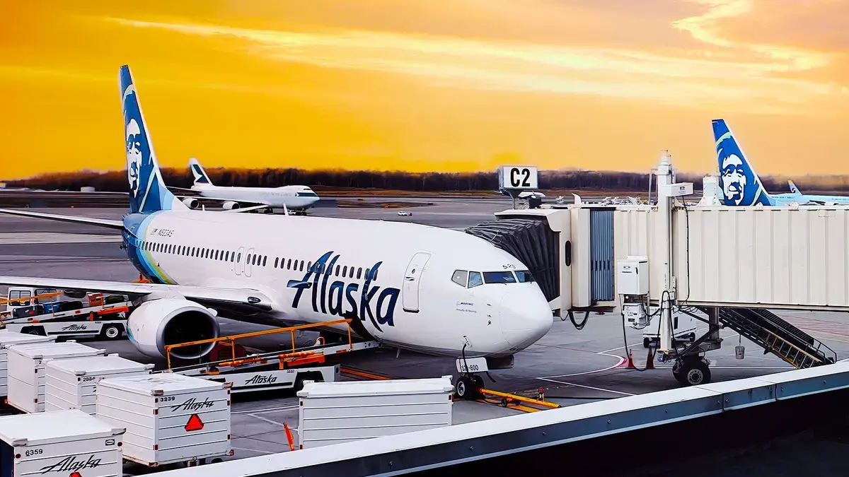 Alaska Airlines' Atmos Loyalty Program: Is It Worth Joining?