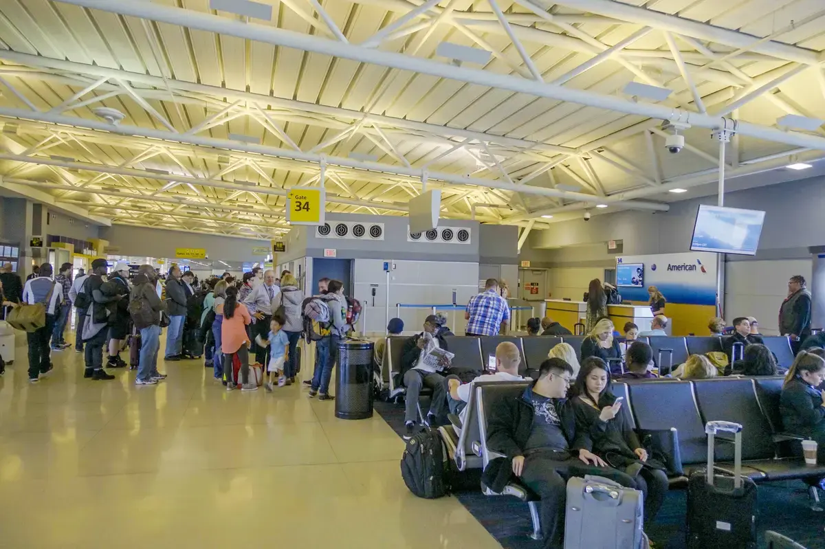 American Airlines Ground Stop Halts Flights at Dallas‑Fort Worth Hub