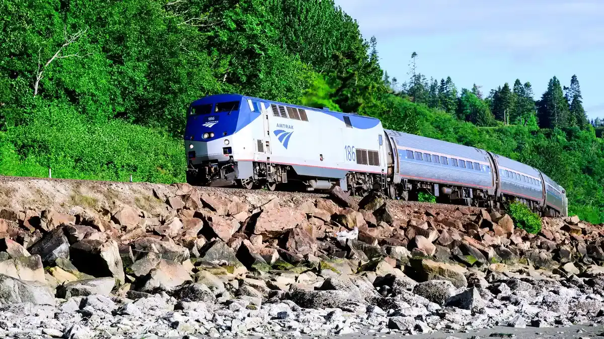 Amtrak Defies Canada's Travel Boycott With US Preclearance