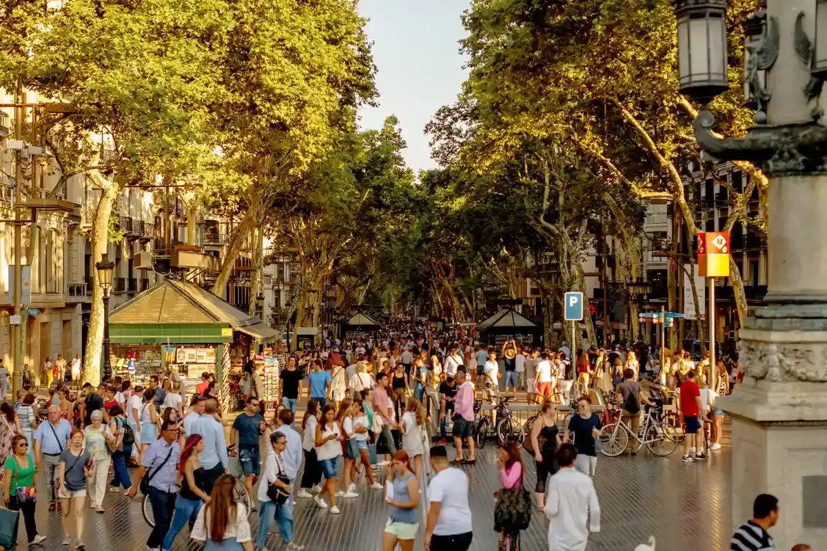 Barcelona Prioritizes Residents Over Tourists