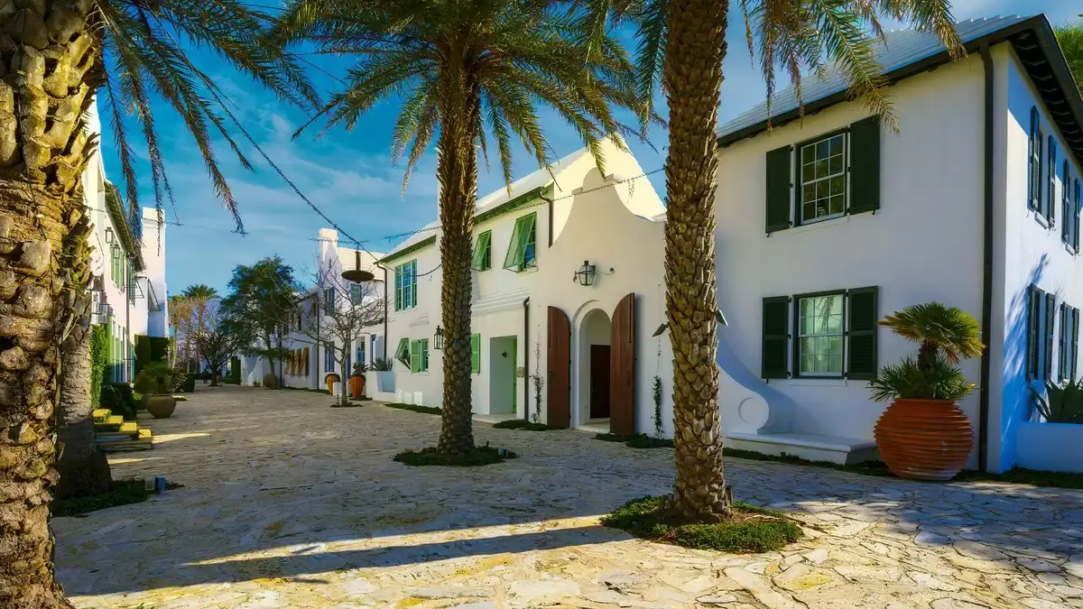 Florida’s Coastal Village Mimics Greek Islands