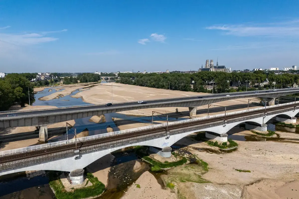 French Droughts Threaten Summer Travel Plans