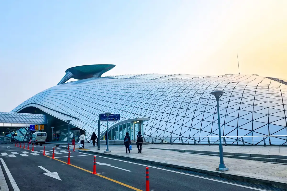 Incheon Airport Now World's Busiest, Surpassing Heathrow
