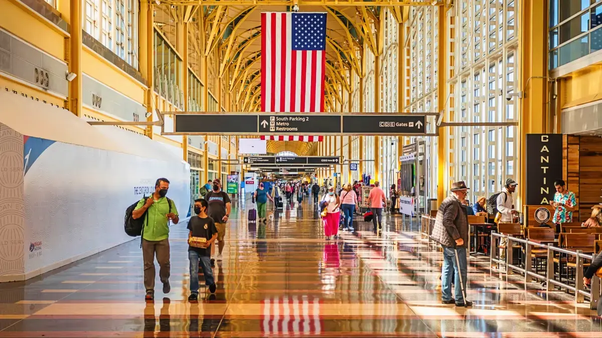 Overseas Beach Vacation Cheaper Than July 4 Fireworks in D.C.