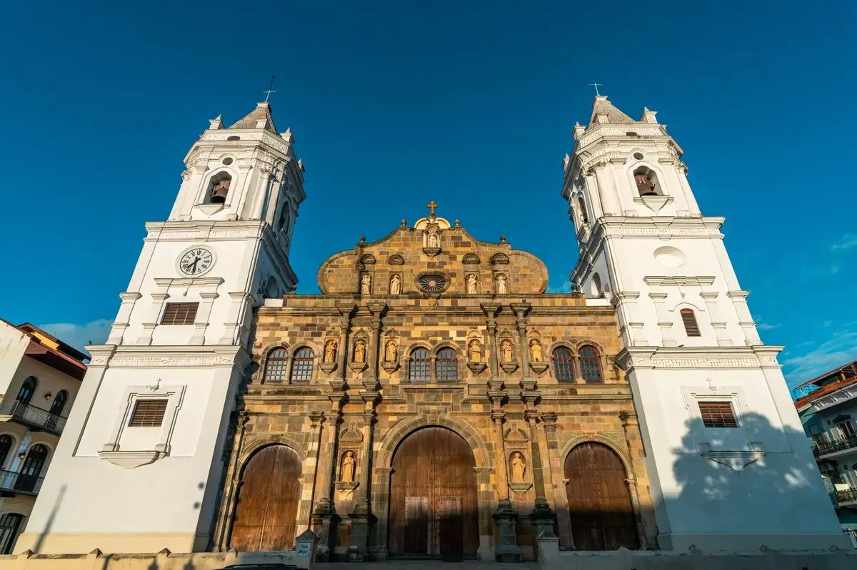 Panama City: A Traveler's First Glimpse of Central America