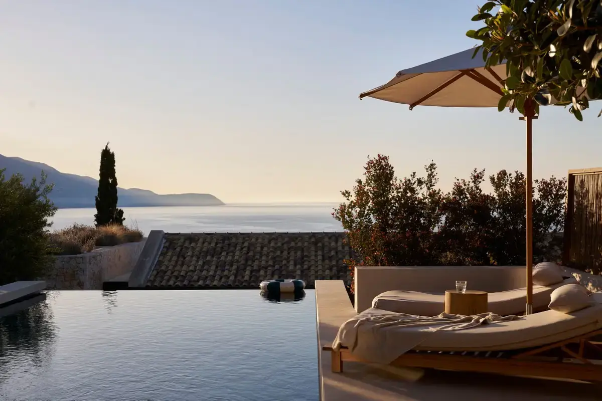 Restorative Breaks in Kefalonia's Elite Villas