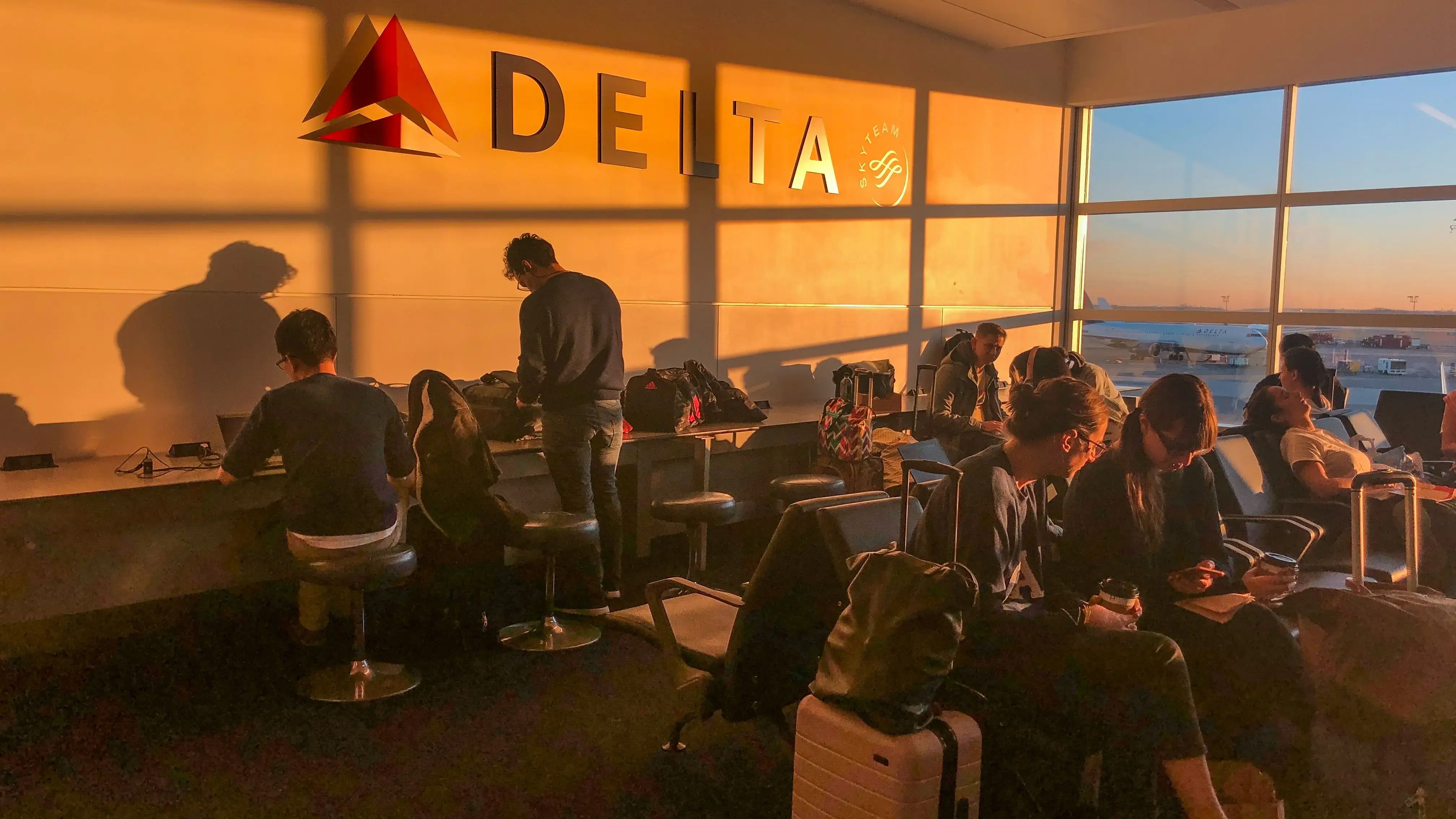 Severe Weather Disrupts Northeast Air Travel, Airlines Offer Rebooking Options