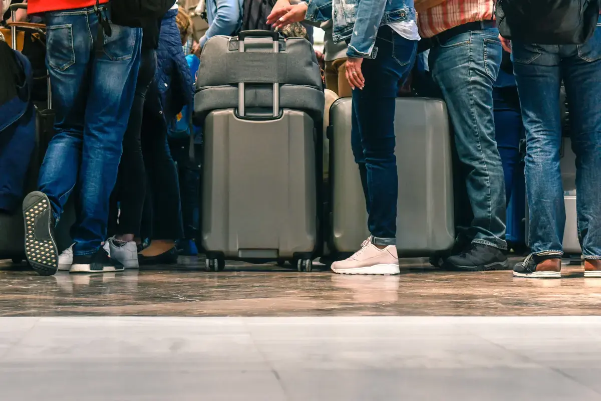 United Airlines Faces Major Flight Disruptions