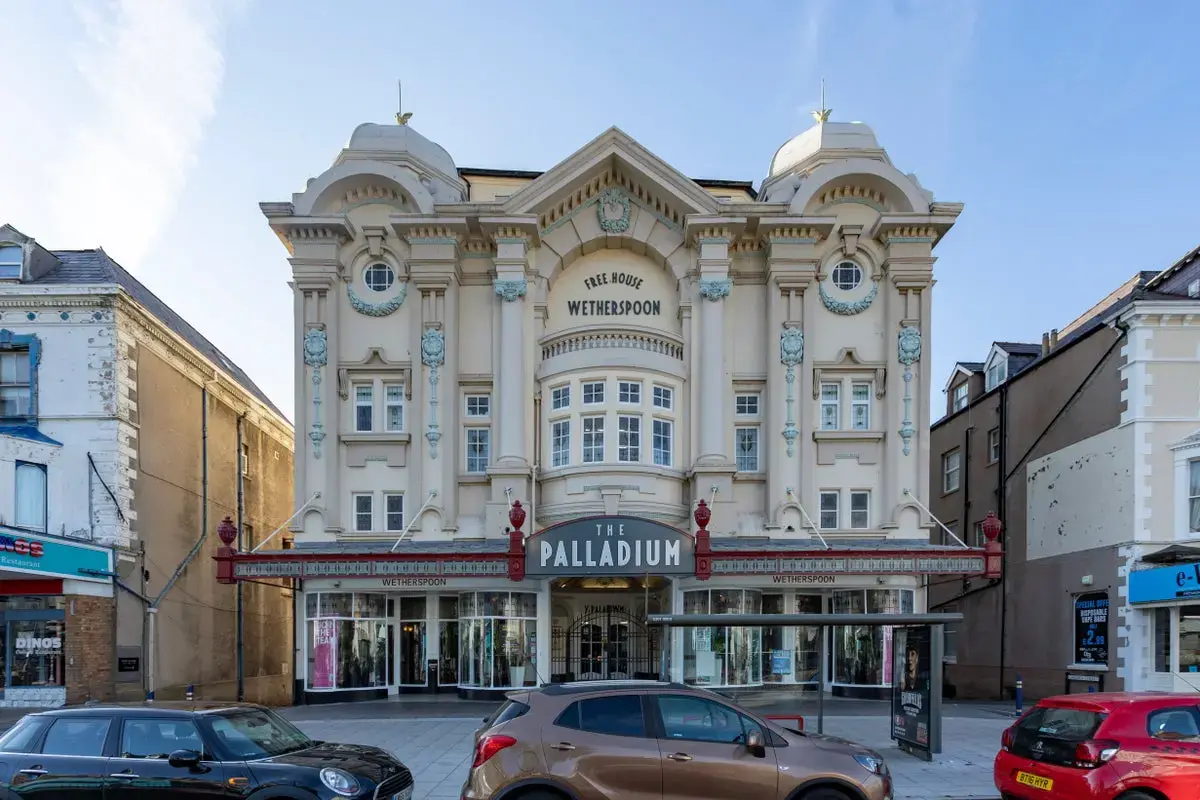 World's First Wetherspoon Pub Crawl Package Set to Launch