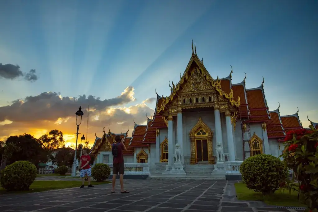 Thailand Cuts Visa-Free Stay to Attract Higher-Value Tourists