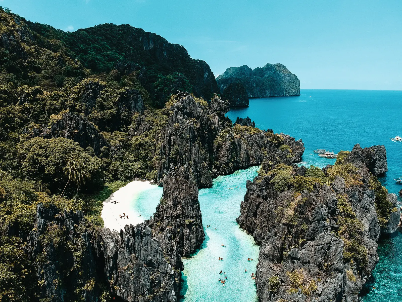 Top Destinations and Brands Crowned in 2026 Readers' Choice Awards