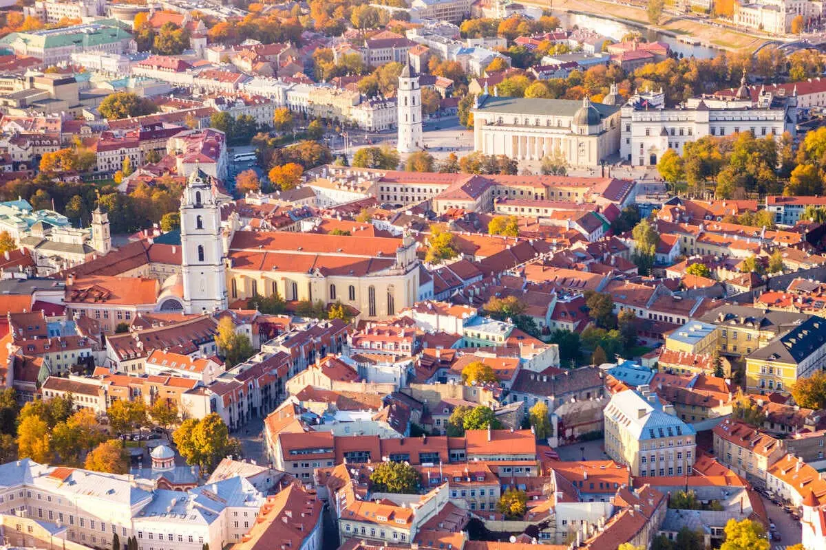 I’ve Explored Almost Every Eastern European Country: Here Are The 4 Safest Cities With $15 Dinners And Zero Crowds