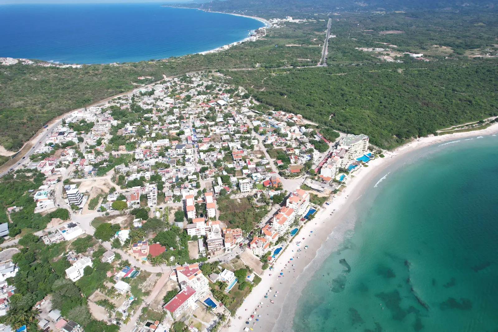 Canada Issues Urgent Travel Advisory for Mexican Coastal Regions