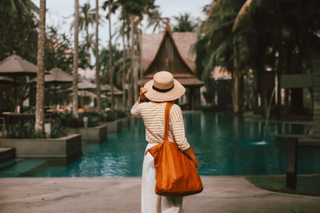 Higher Prices Boost Travel Revenue, Even as Passenger Numbers Falter