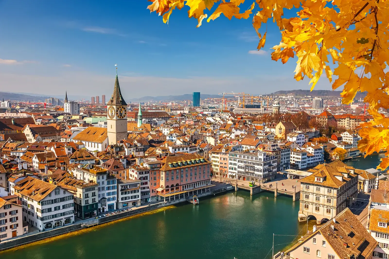 Scammers Exploit Delays in New European Travel Authorization System