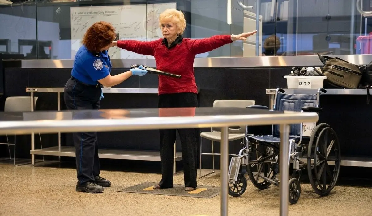 Senior Travelers Advised to Skip Airport Metal Detectors for Safety