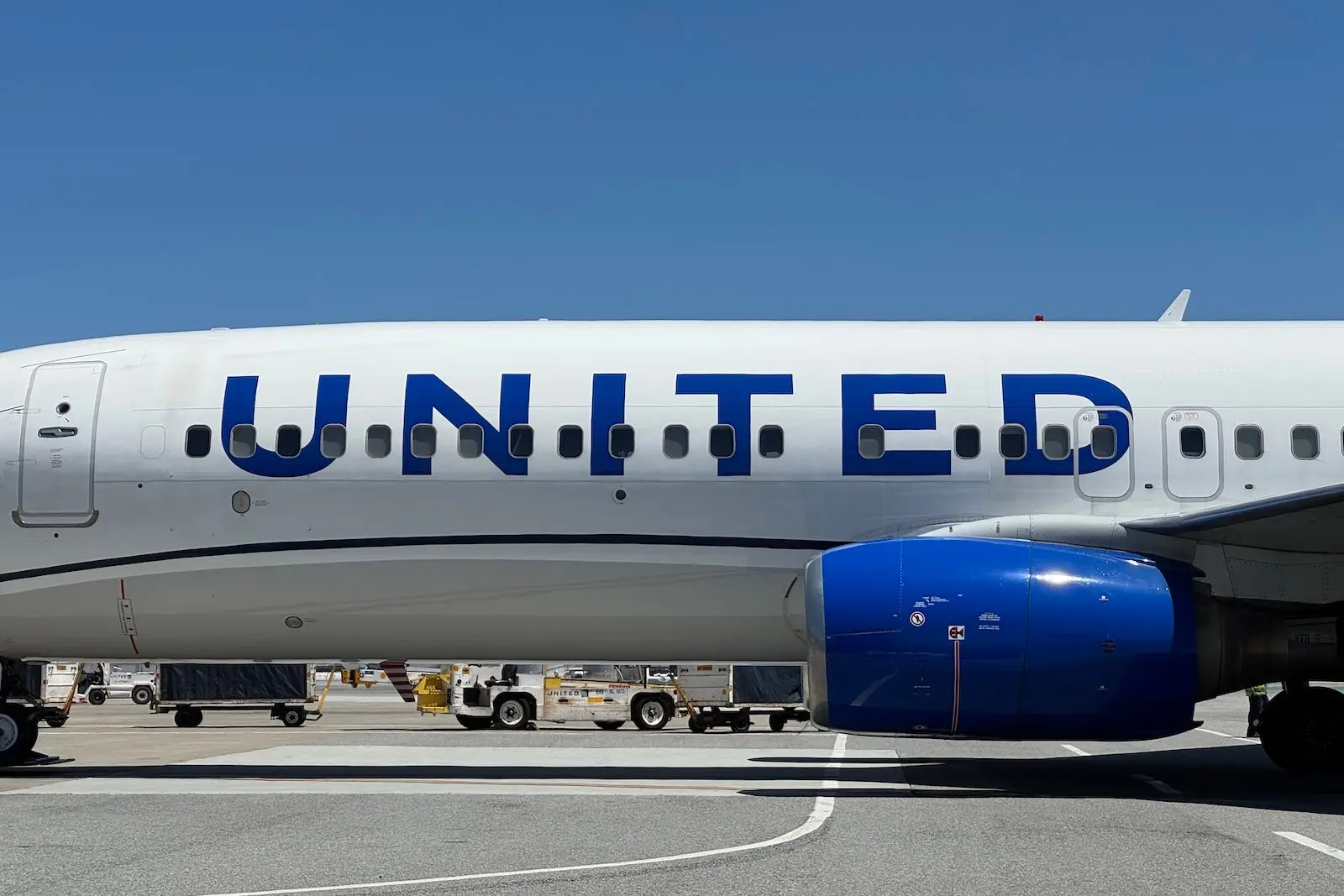 United Extends Status‑Match Offer to Capture Delta’s Elite Travelers