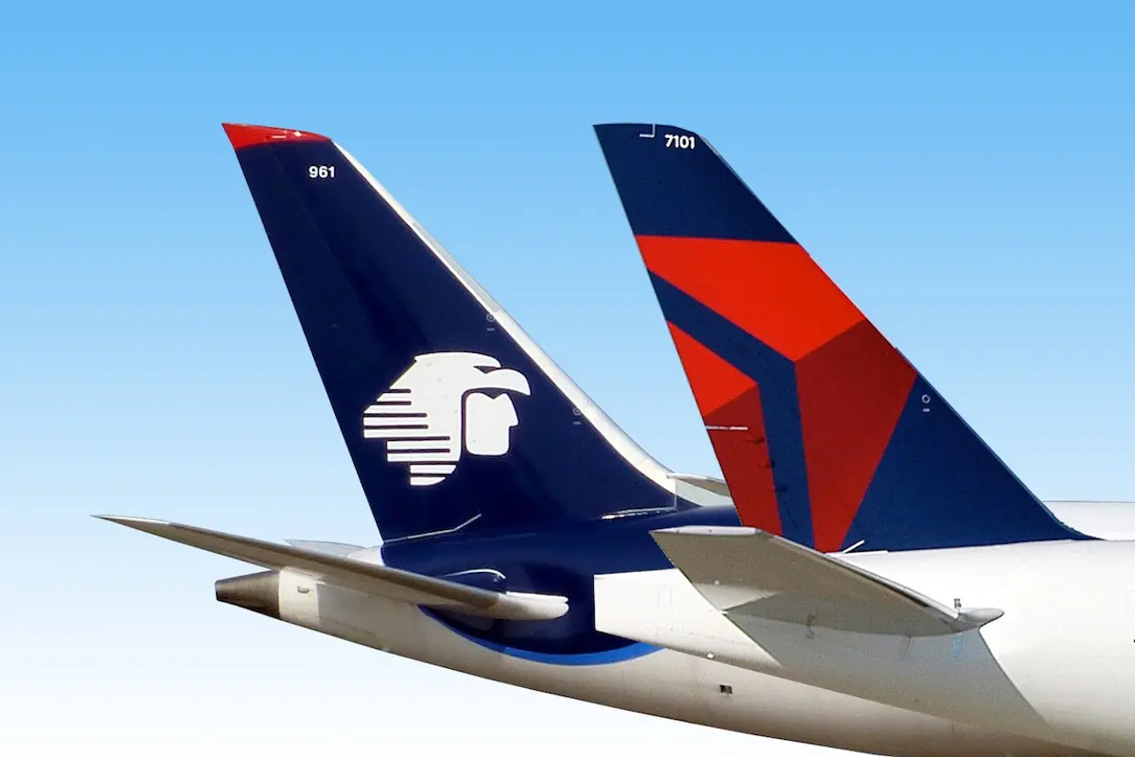US Authorities Lift Flight Restrictions on Mexican Carriers